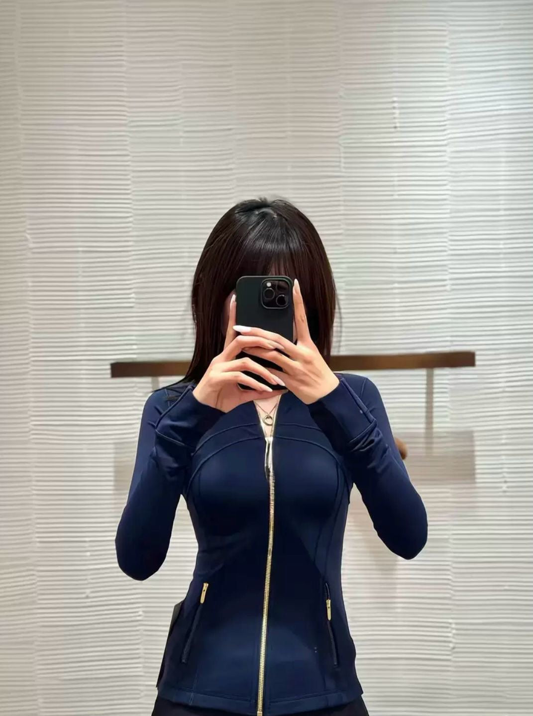 Define gold zipper Jacket