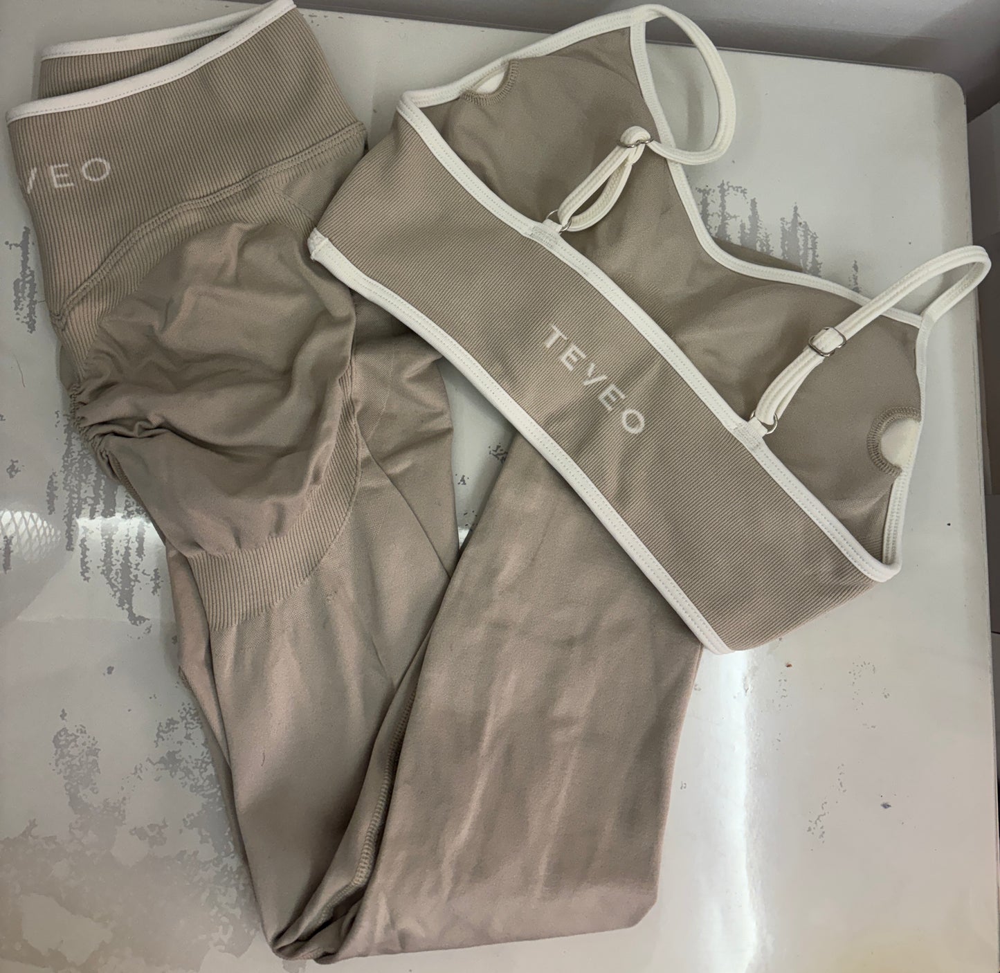 Teveo Bra-Legging Set
