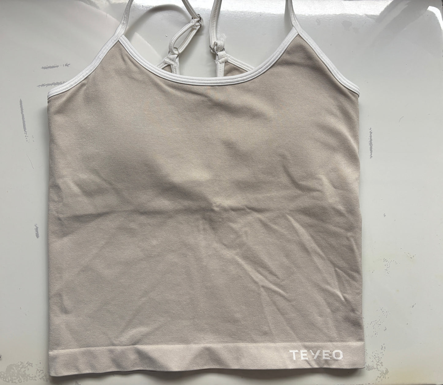 Teveo Caraco Contrastline Top