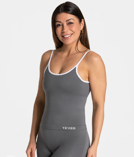 Teveo Caraco Contrastline Top